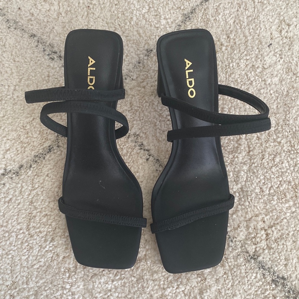 Aldo Okurr Strappy high heel sandal - Block heel size 6